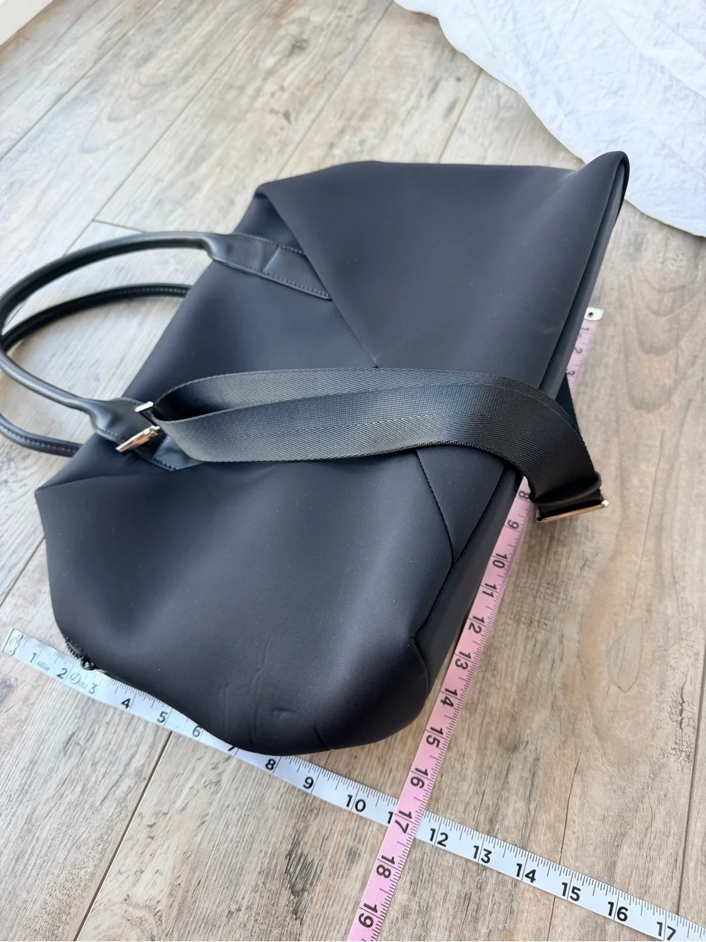 Lux & Nyx Large Origami Black Travel Overnight Everyday Tote Bag V Fold